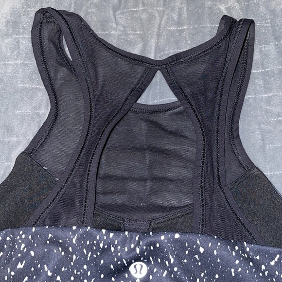Lululemon Mesh Bra - Picture 12 of 13